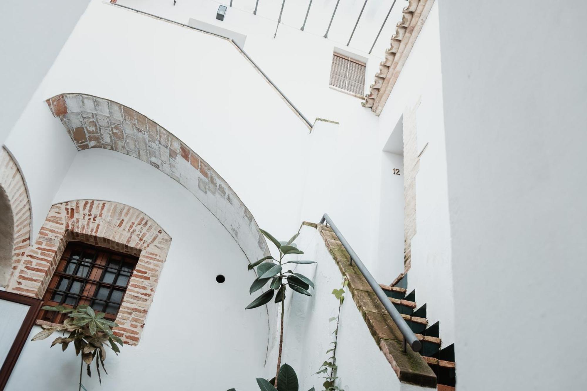 Hostal Cafe Frenteabastos Carmona (Seville) Exterior foto