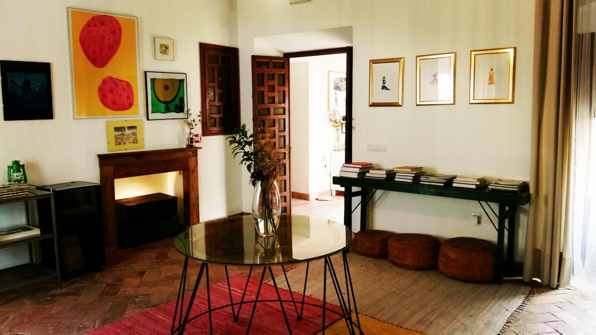 Hostal Cafe Frenteabastos Carmona (Seville) Exterior foto